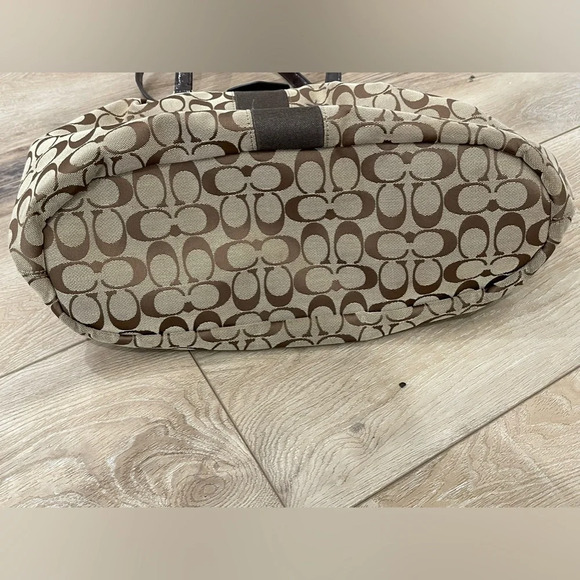 COACH Preowned Handbag F28503 Signature Stripe 12cm Devin shoulder tote bag - Picture 9 of 11